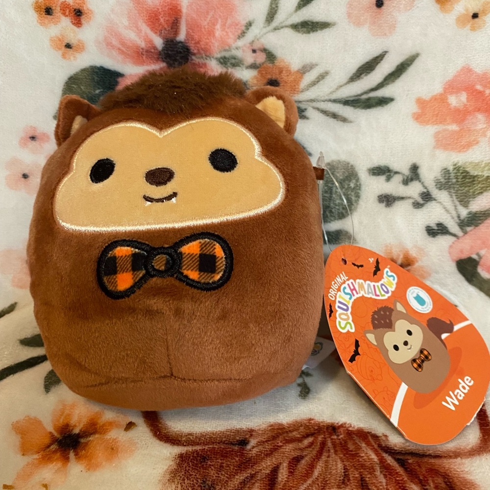Squishmallows Halloween Bowtie Wade 5”